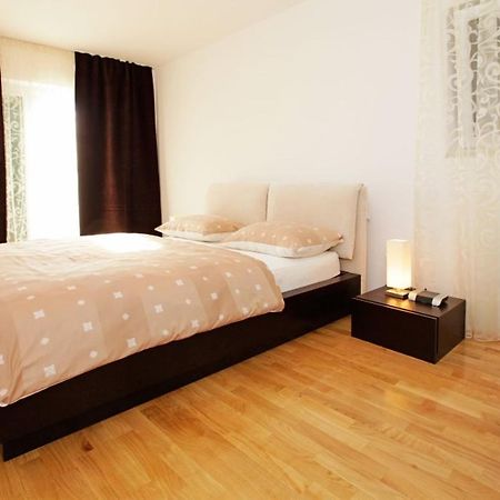 Apartment Bol A6 With Pool From 45 Eur Per Person Εξωτερικό φωτογραφία