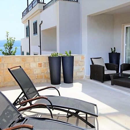 Apartment Bol A6 With Pool From 45 Eur Per Person Εξωτερικό φωτογραφία