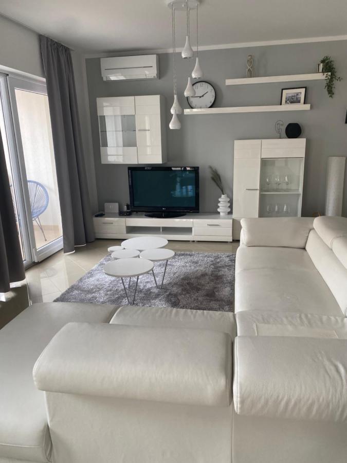 Apartment Bol A6 With Pool From 45 Eur Per Person Εξωτερικό φωτογραφία