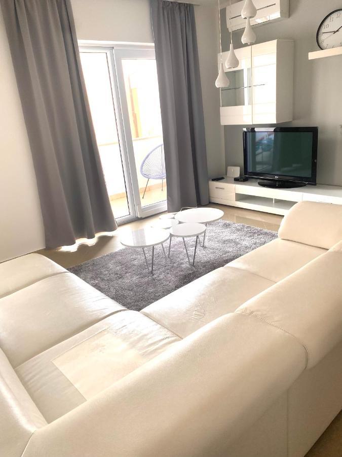 Apartment Bol A6 With Pool From 45 Eur Per Person Εξωτερικό φωτογραφία